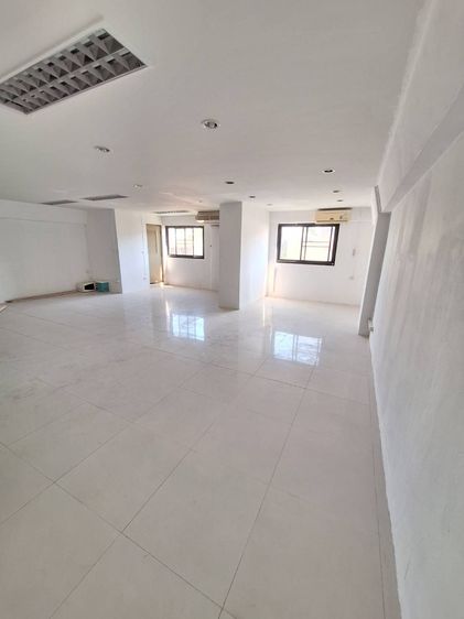 อื่นๆ ไม่อนุญาต มีบางส่วน สร้างเสร็จก่อน 2010 ขายด่วน สายลมคอนโดมิเนียม (พหลโยธิน 8 ซอยสายลม) รูปที่ 3