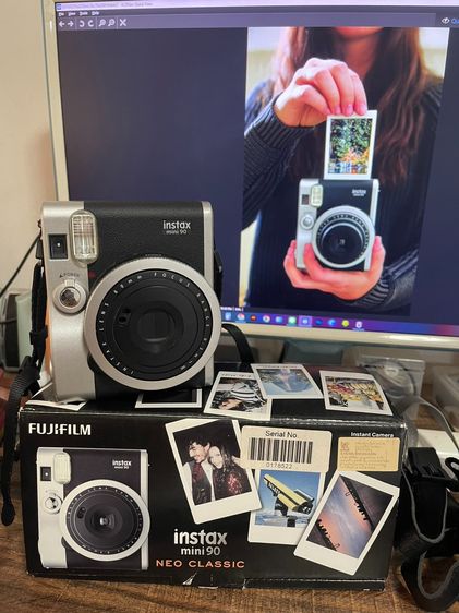 Fujifilm Instax mini90 NEO Classic กล้องอินสแตนท์ รูปแบบฟิล์มมินิ  