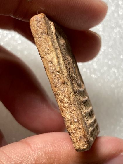 พระสมเด็จ พิมพ์เส้นด้าย รูปที่ 4