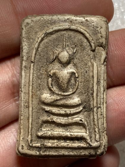 พระสมเด็จขาโต๊ะสวย