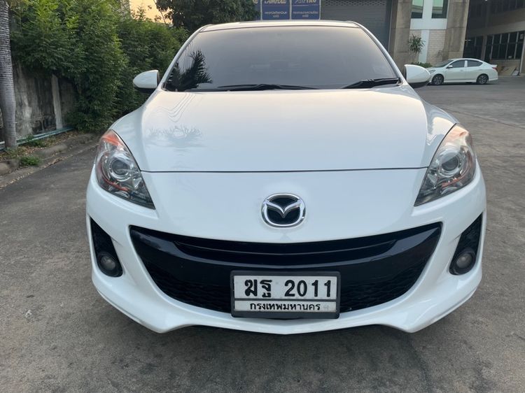รถ Mazda Mazda3 2.0 Maxx Sports สี ขาว