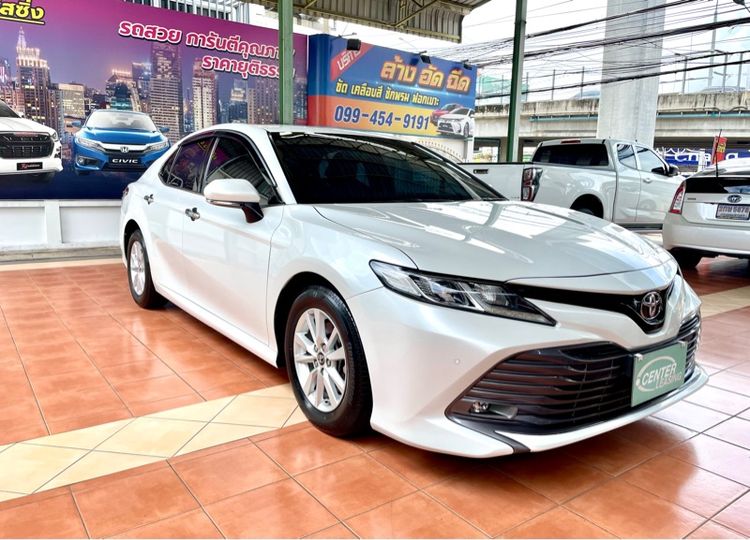 Toyota Camry 2019 2.0 G Sedan เบนซิน ไม่ติดแก๊ส เกียร์อัตโนมัติ ขาว รูปที่ 3