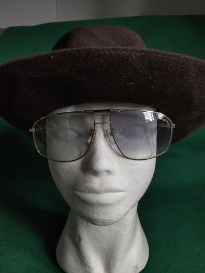 ขอขายแว่นตากันแดดวินเทจยุค 80 แบรนด์ Silhouette รุ่น M8512 jet style .made in Austria แท้ ขนาดหน้ากว้าง 15ซม.ความยาวก้าน 13ซม.เ รูปที่ 4