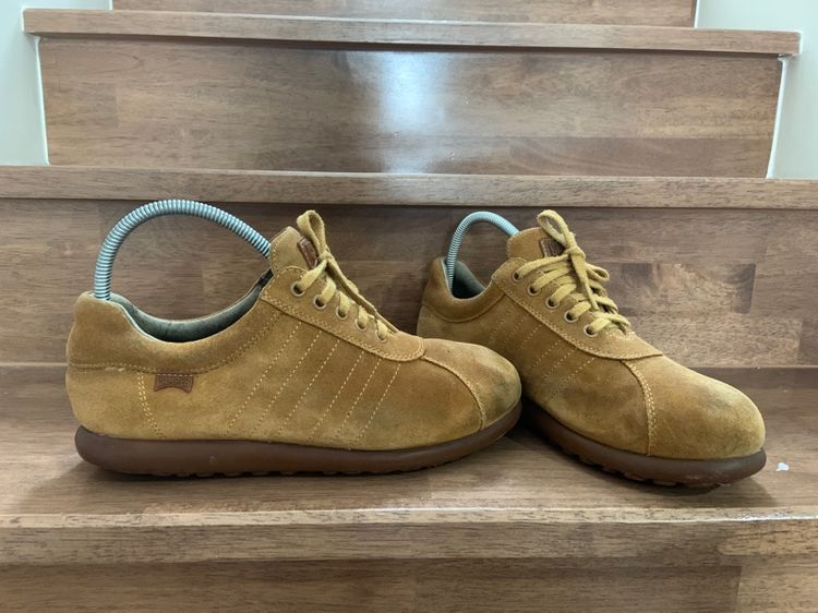 รองเท้า CAMPER แท้ 💯 เบอร์ 40 cm 26 คนเท้า 25.5-26.5 cm ใส่ได้ครับ สภาพดีมาก พื้นเต็ม หนังนิ่มมาก ทรงสวย หายากน่าสะลมครับ รูปที่ 2