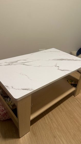 โต๊ะหน้าทีวี