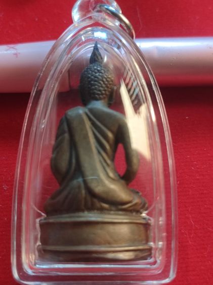 พระพุทธรูปขนาดเล็กเป็นพระกริ่งสมัยรัชกาลที่ 4 เนื้อโลหะผสมสัมฤทธิ์สร้างสมัยรัชกาลที่ 4 หน้าตัก 1 นิ้ว รูปที่ 3