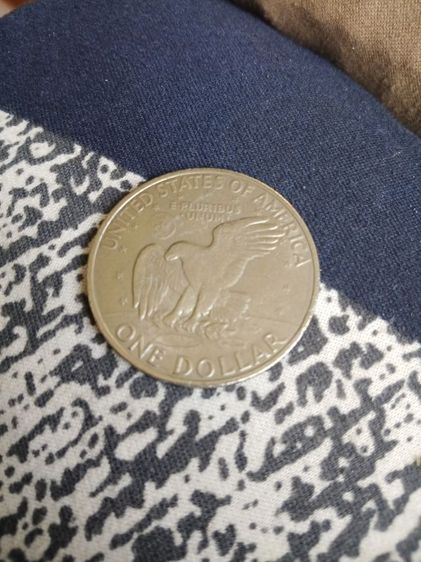 เหรียญ 1 ดอลล่าร์ รูปที่ 3