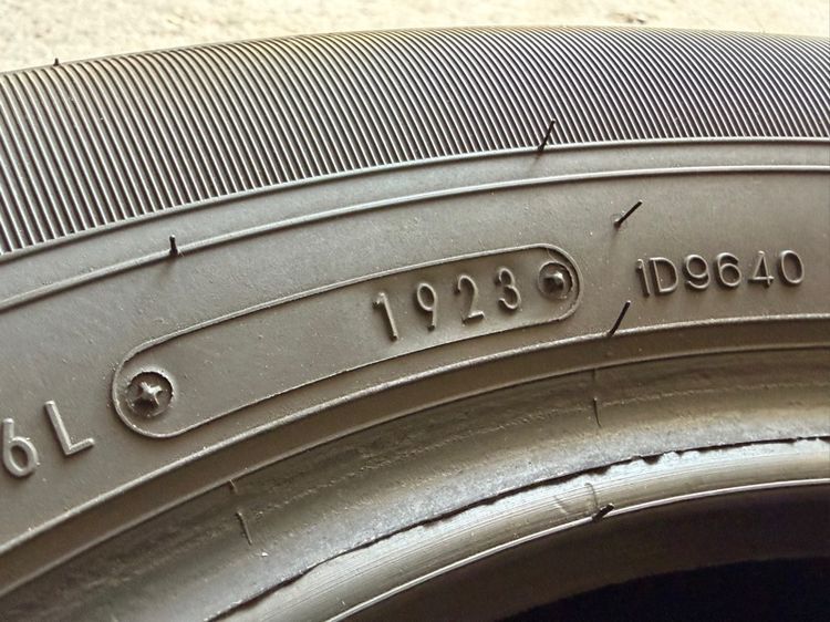 ยาง Dunlop 205 70 15 ปี 23 รูปที่ 9