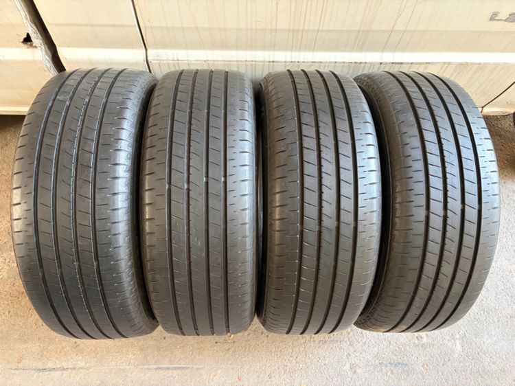 ยาง Bridgestone 215 55 17 ปี 22