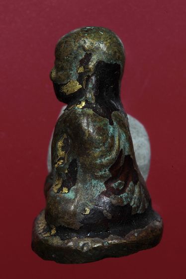 พระหลวงพ่อเงินสวยๆค่ะเก่าค่ะ รูปที่ 4