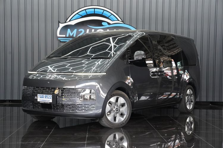 รถ Hyundai Staria 2.2 SEL สี เทา