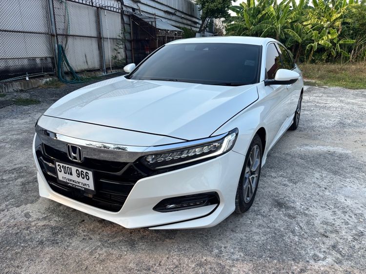 รถ Honda Accord 1.5 Turbo EL สี ขาว