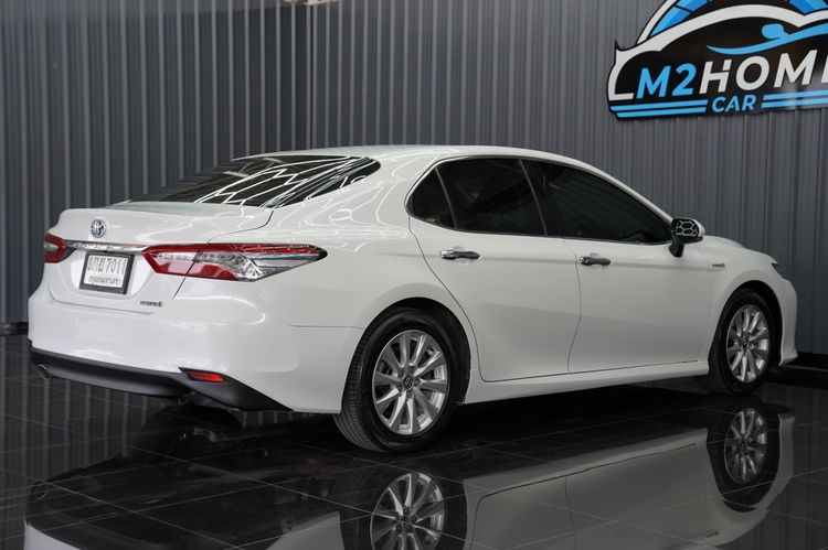 Toyota Camry 2019 2.5 HEV Premium Sedan ไฮบริด เกียร์อัตโนมัติ ขาว รูปที่ 4