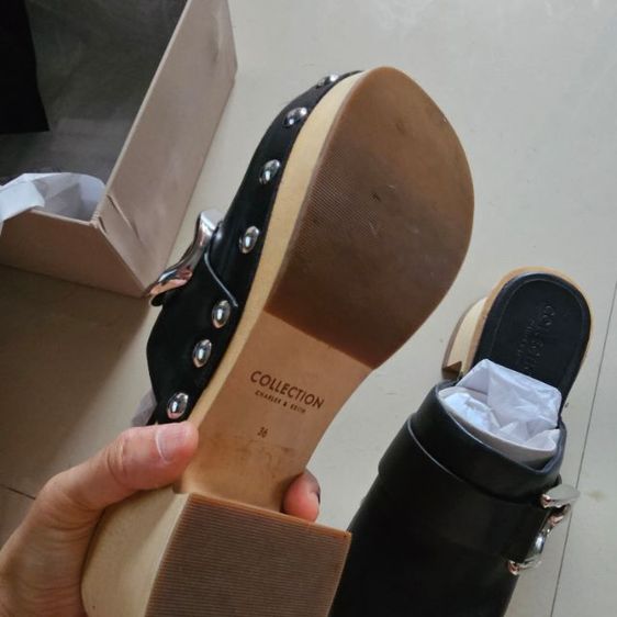 รองเท้า CHARLES and KEITH แท้ รูปที่ 8