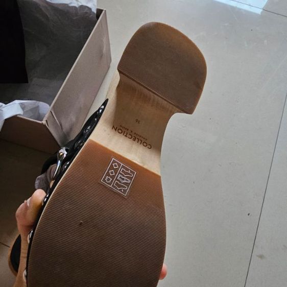 รองเท้า CHARLES and KEITH แท้ รูปที่ 7