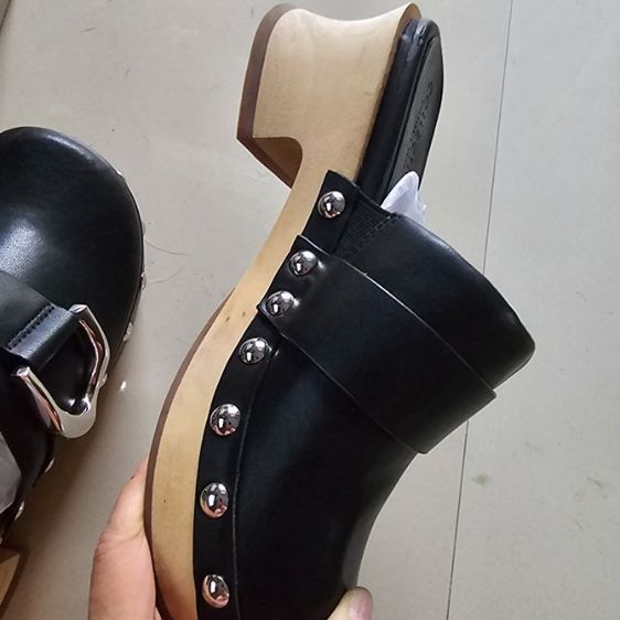 รองเท้า CHARLES and KEITH แท้ รูปที่ 6