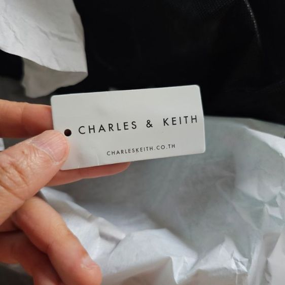 รองเท้า CHARLES and KEITH แท้ รูปที่ 11