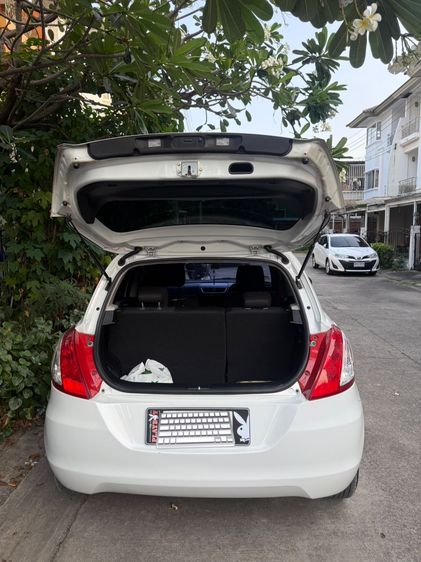 Suzuki Swift 2013 1.2 GL Sedan เบนซิน เกียร์อัตโนมัติ ขาว รูปที่ 3