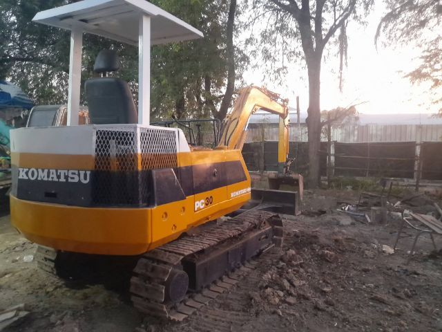 ​🏗️ มาก่อนได้ก่อน KOMATSU 3 ตัน PC30-6 เครื่องดีเชลล์ 4 สูบ - แรงสะใจ พร้อมลุยทุกงาน รูปที่ 10