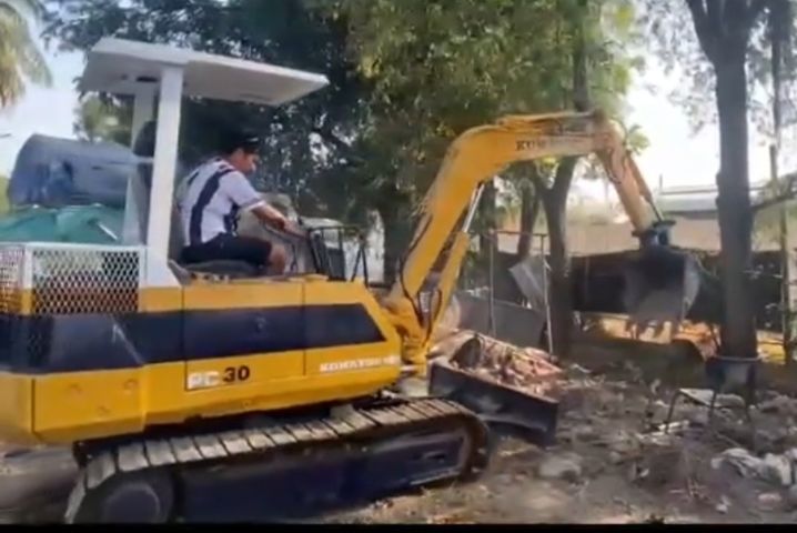 ​🏗️ มาก่อนได้ก่อน KOMATSU 3 ตัน PC30-6 เครื่องดีเชลล์ 4 สูบ - แรงสะใจ พร้อมลุยทุกงาน รูปที่ 2