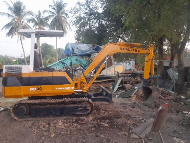 ​🏗️ มาก่อนได้ก่อน KOMATSU 3 ตัน PC30-6 เครื่องดีเชลล์ 4 สูบ - แรงสะใจ พร้อมลุยทุกงาน รูปที่ 13