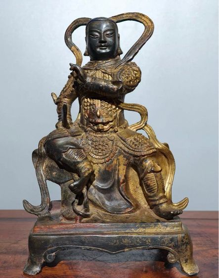 ✨รูปปั้นทองเหลืองของ ตั่วเหล่าเอี้ย 