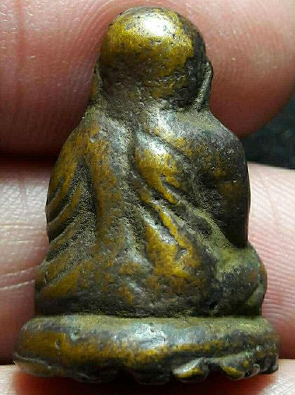 หลวงพ่อเงินพิมพ์ขี้ตา รูปที่ 2