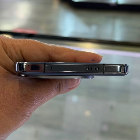 IQOO 13 สีดำ(Alpha) เครื่องศูนย์ สภาพสวยมาก จอ6.82นิ้ว แรม16รอม512 Snap8 Elite กล้อง50ล้าน(3ตัว) 🔥🔥 รูปที่ 7