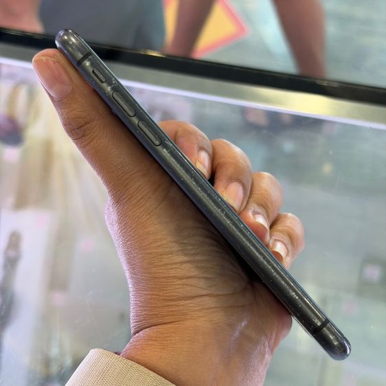 iPhone SE3 2022 64GB สีดำ เครื่องศูนย์ โมเดลTH สภาพสวยมาก รองรับ5G 🔥🔥 รูปที่ 3