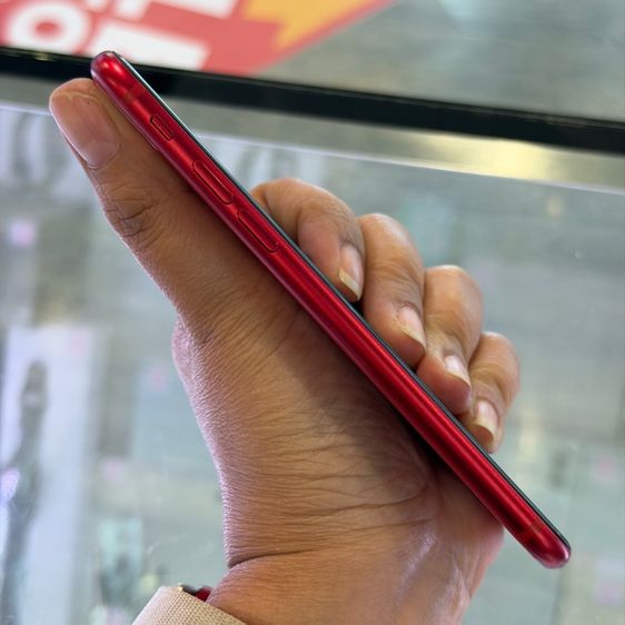 iPhone SE 2020 64GB สีแดง เครื่องศูนย์ โมเดลTH สภาพสวยมากๆ🥰🥰 รูปที่ 3