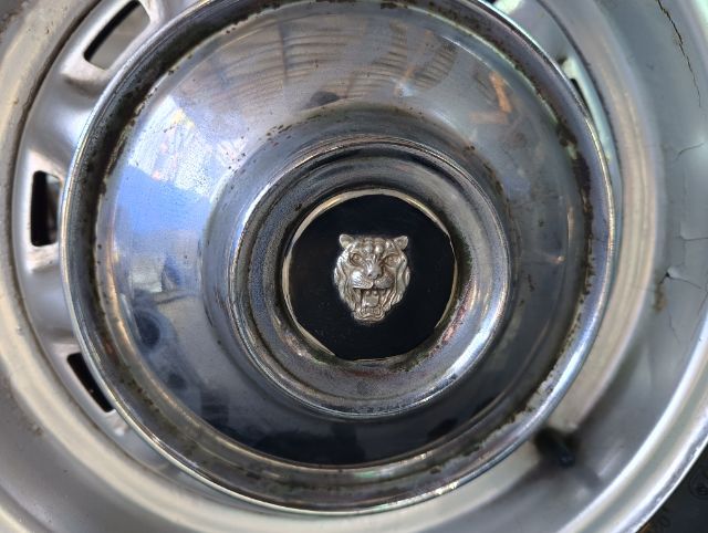 ล้อจากัวร์ xj6 รูปที่ 5