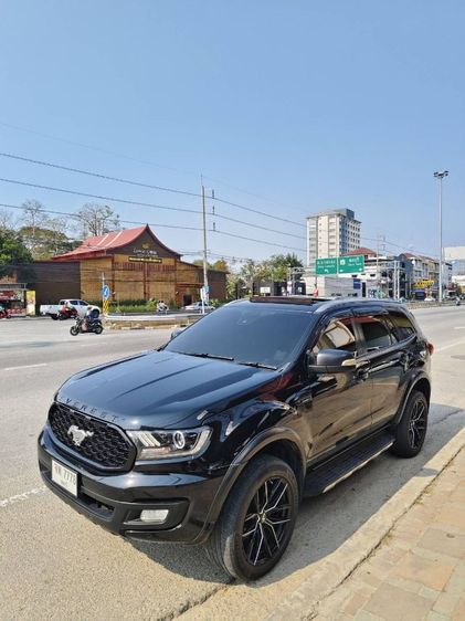 Ford Everest 2018 2.0 Turbo Titanium Sport Van ดีเซล ไม่ติดแก๊ส เกียร์อัตโนมัติ ดำ รูปที่ 2