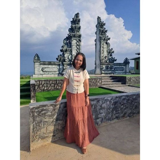 ชุดผ้าไทยทอลาย รูปที่ 4