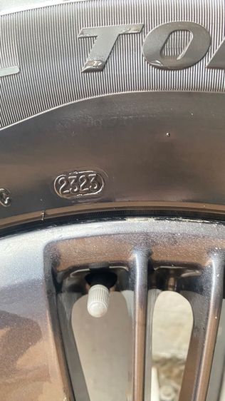 ขายล้อพร้อมยางทั้งหมดห้าเส้น รูปที่ 11