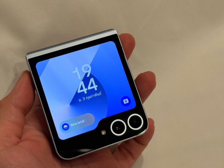 Samsung galaxy Flip6 (ไม่มีกล่อง) รูปที่ 5