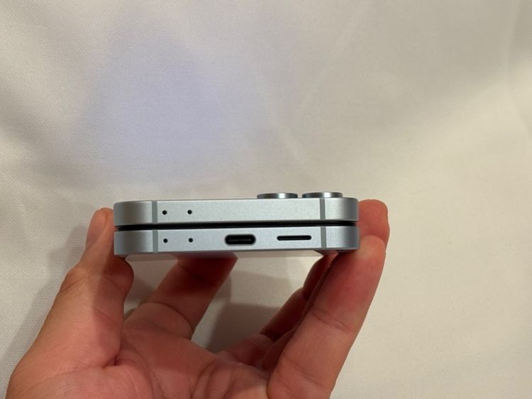 Samsung galaxy Flip6 (ไม่มีกล่อง) รูปที่ 7