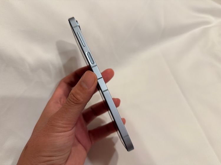 Samsung galaxy Flip6 (ไม่มีกล่อง) รูปที่ 2