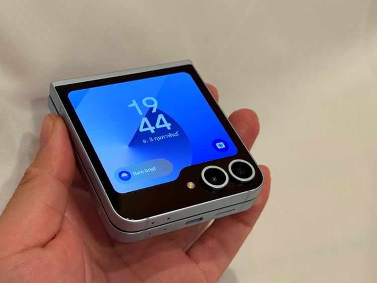 Samsung galaxy Flip6 (ไม่มีกล่อง) รูปที่ 6