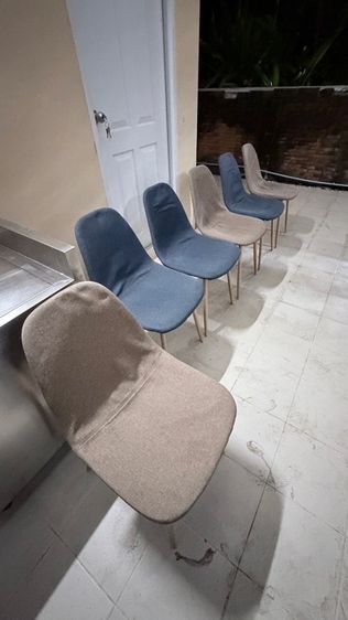 เก้าอี้ 6 ตัว