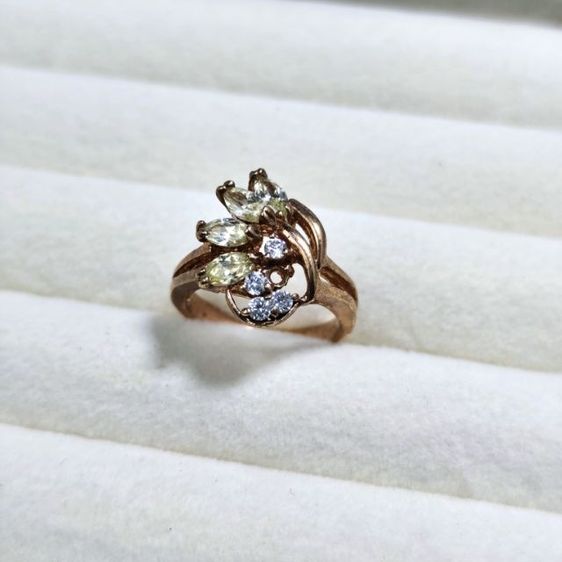 🔖แหวนสีทองเค พลอยเล่นแสงสวย ของจริงสวยมาก  รูปที่ 8