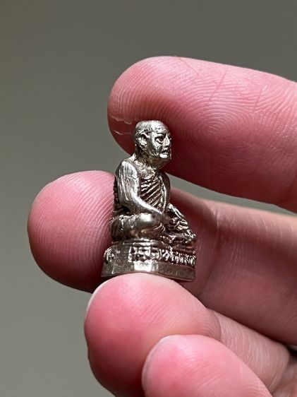 หลวงหล่อเนื้อเงิน รูปที่ 4