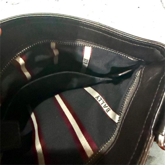 กระเป๋า Bally แท้สภาพดีมาก รูปที่ 2