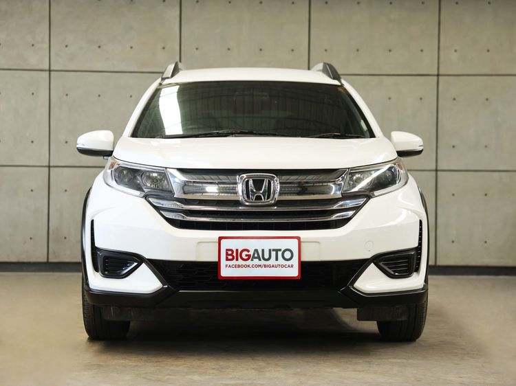 Honda BR-V 2020 1.5 V Utility-car เบนซิน ไม่ติดแก๊ส เกียร์อัตโนมัติ ขาว รูปที่ 4