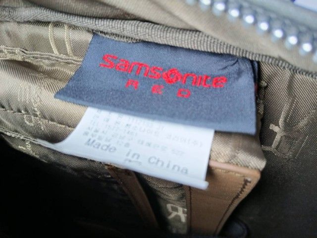 กระเป๋า,เป้ ใส่Notebook somsonite ขายเป็นสินค้ามือสอง สินค้าเก็บไว้ยังไม่ได้ใช้ สนใจ ขายออก 1,000บาท ( ไม่รวมค่าส่ง)  รูปที่ 5