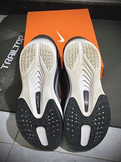 nike zoom fly 6  ลอง 1 ครั้ง  อุปกรณ์ครบ รูปที่ 7
