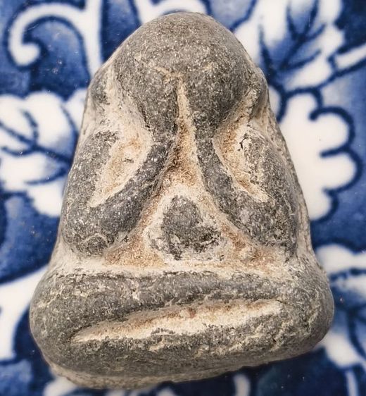 พระรูปหล่อเนื้อโลหะเก่าค่ะ(4) รูปที่ 17