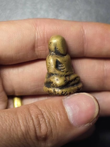 หลวงพ่อเงิน รูปที่ 4