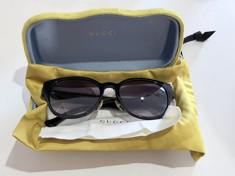 แว่นตากันแดด แว่นกันแดด Gucci รุ่น GG1304SK รหัสสี 001
