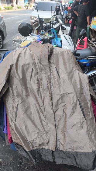 เสื้อโค้ช เสื้อกันหนาว สภาพใหม่ราคาถูก รูปที่ 10