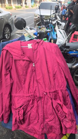 เสื้อโค้ช เสื้อกันหนาว สภาพใหม่ราคาถูก รูปที่ 9
